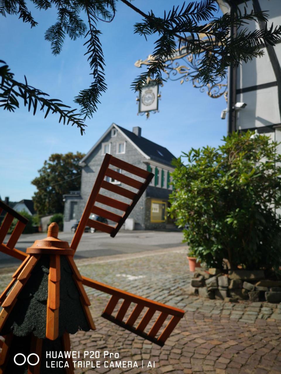 Hotel Zur Post Dabringhausen - Contactless Self Check-In Wermelskirchen Eksteriør bilde