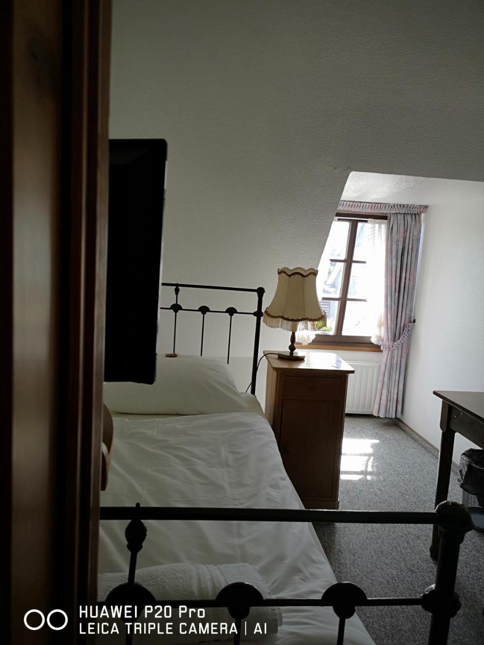 Hotel Zur Post Dabringhausen - Contactless Self Check-In Wermelskirchen Eksteriør bilde